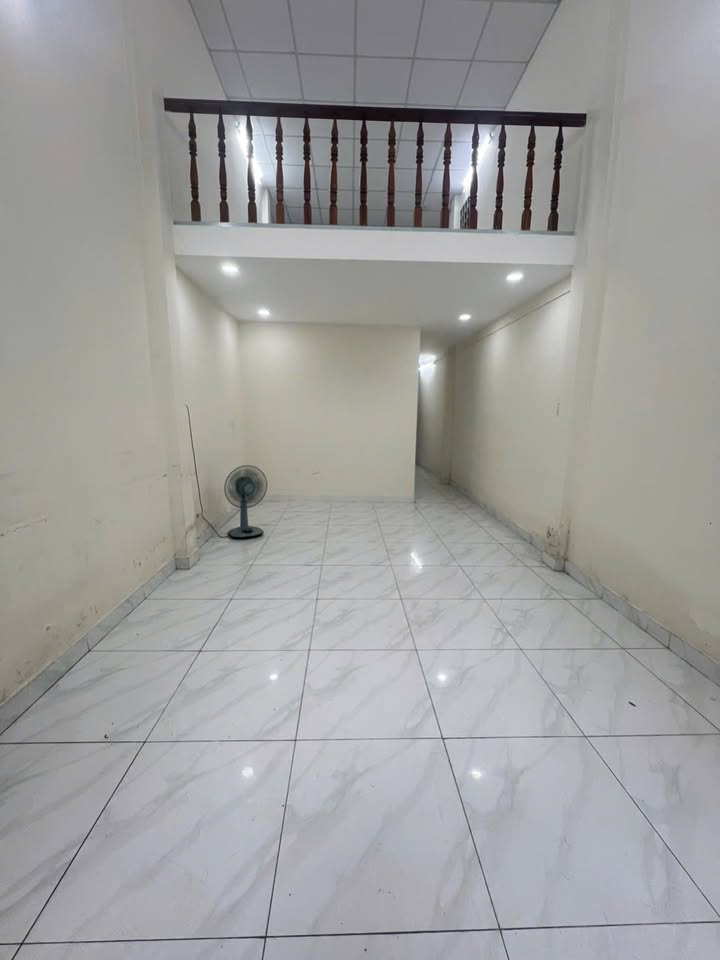 Nhà thuê Hẻm 154 Âu Dương Lân, Quận 8 - Diện tích 80m², giá chỉ 12 triệu/tháng!