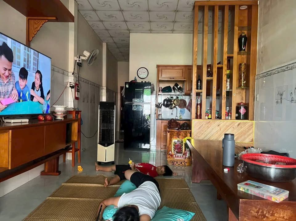 Nhà cấp 4 Củ Chi 72m² giá 1.2 tỷ - Sổ hồng chính chủ, vào ở ngay!