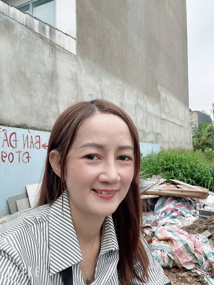 Đất Thổ Cư Thạnh Lộc 100m² giá 5.8 tỷ - Sổ hồng riêng vuông vắn!