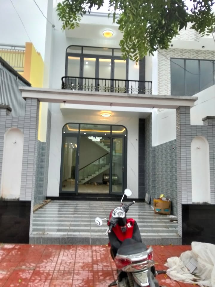 Nhà phố Phạm Thị Đồng 120m² - Sẵn sàng vào ở, hỗ trợ ngân hàng!