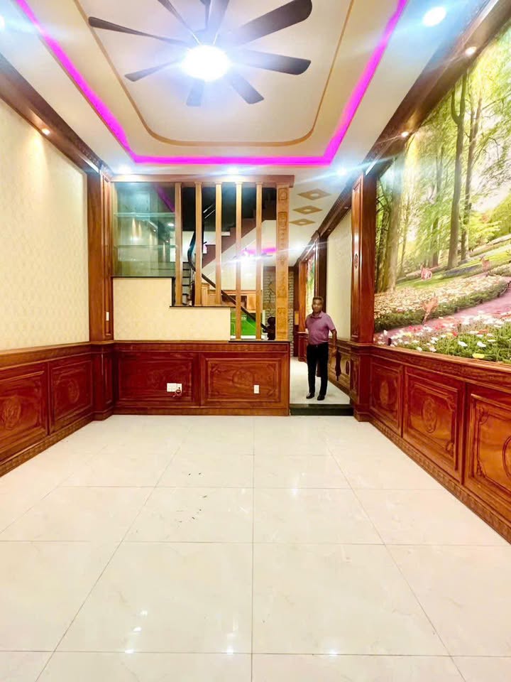 Nhà cho thuê 2 lầu tại khu dân cư Lê Phong, Tân Bình - Giá 9 triệu/tháng