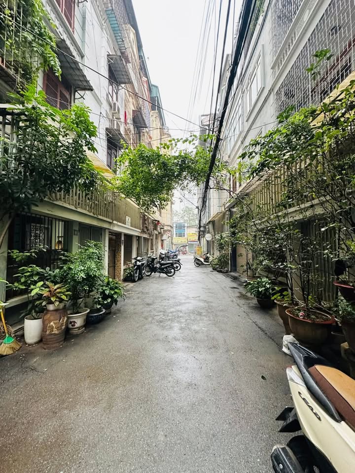 Nhà phố Nguyễn Tuân, Thanh Xuân 52m² giá 19.8 tỷ - Kinh doanh sầm uất, ô tô đỗ cửa!