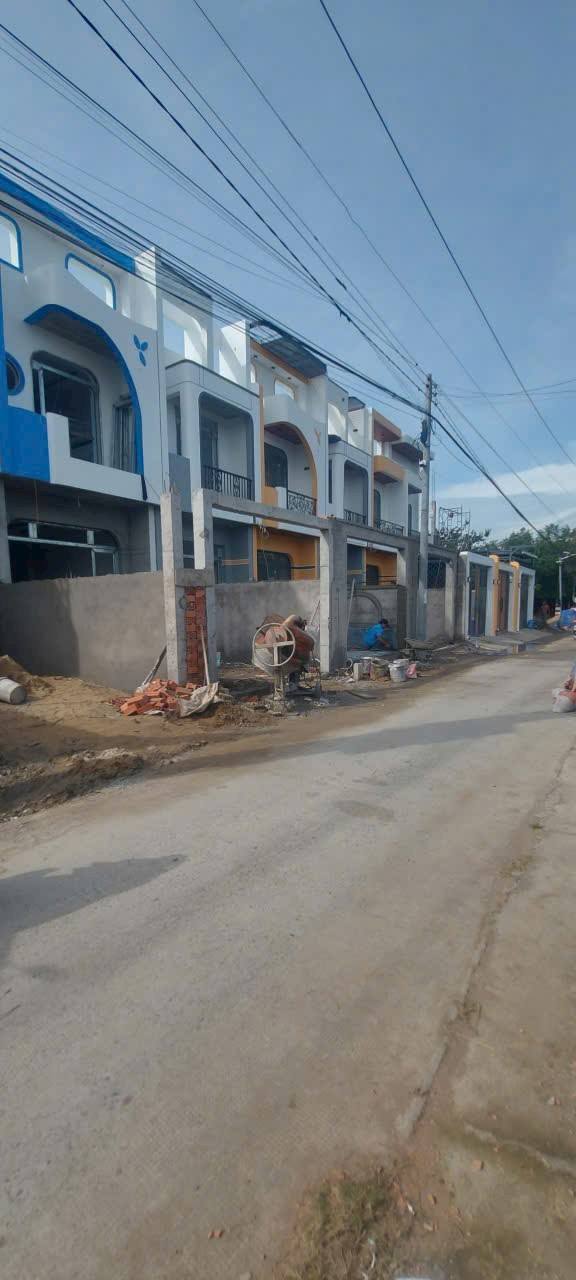 Bán nhà mặt tiền kinh doanh Long Thượng 85m² giá 2.25 tỷ - Đầu tư sinh lời ngay!