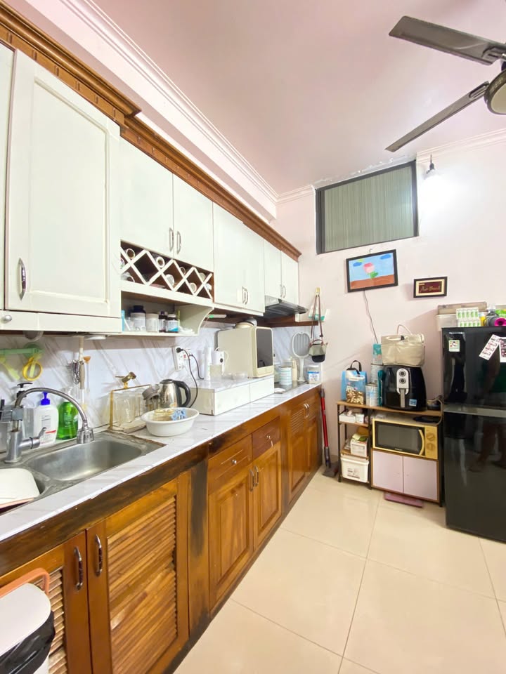 Căn hộ cho thuê phố Hồng Tiến, quận Long Biên - Nội thất full, giá thỏa thuận!