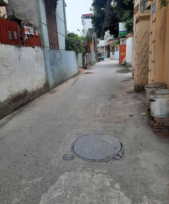 Đất Tây Mỗ 30m² giá 4 tỷ - Sổ đỏ chính chủ, đầu tư sinh lời!