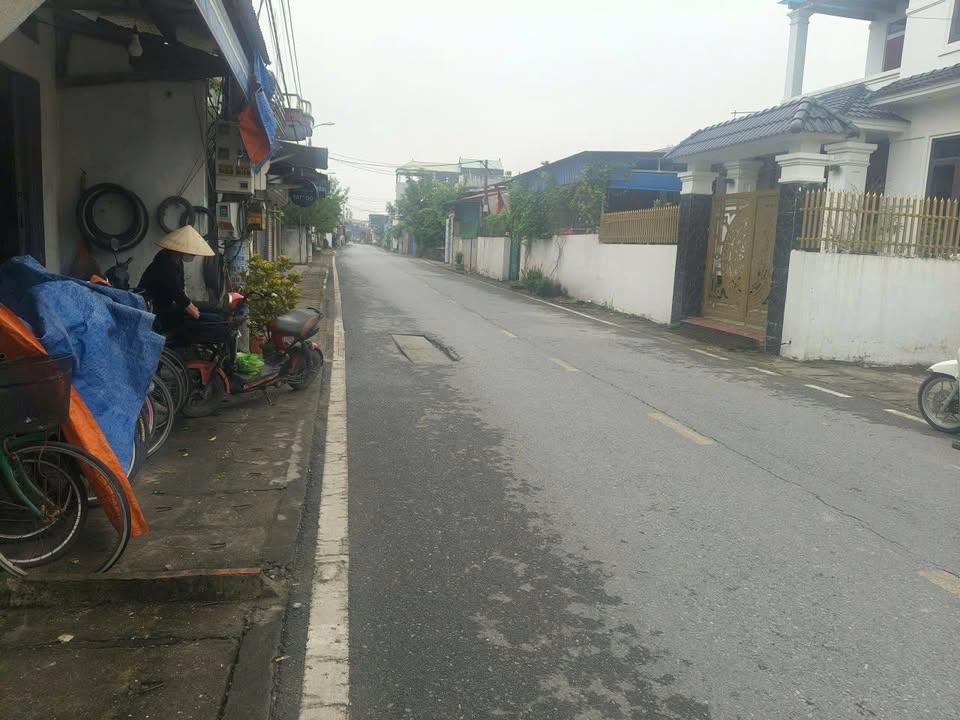 Đất mặt đường Thôn 12, Hợp Thành 140m² giá 3 tỷ - Kinh doanh sầm uất!