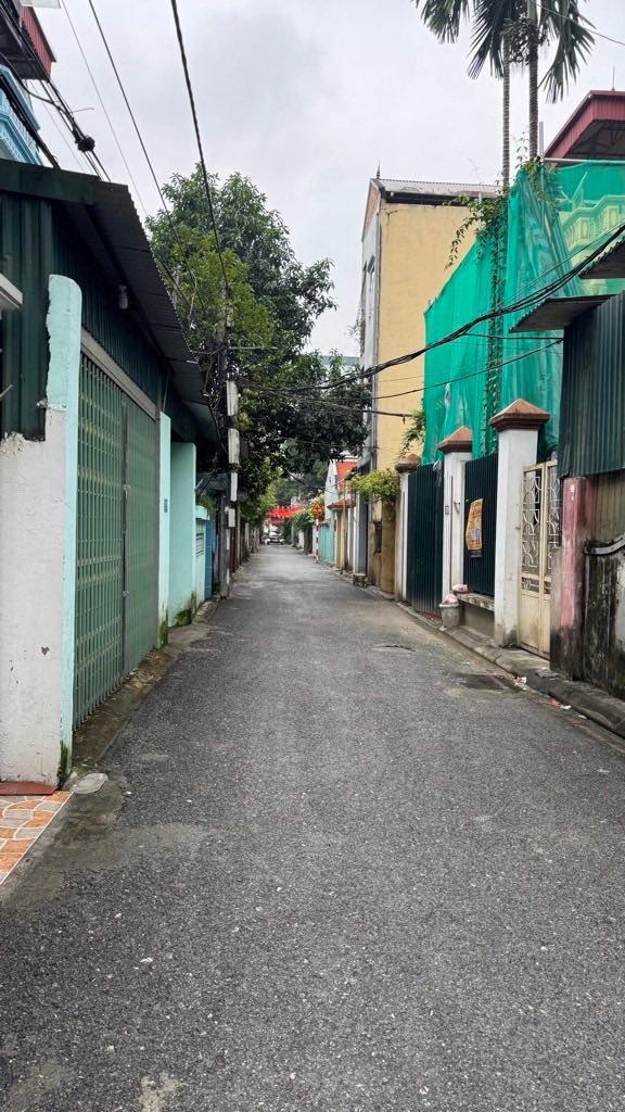 Đất nền Giang Biên 58m² giá 5.5 tỷ - Ô tô đỗ cổng, hạ tầng đẹp!