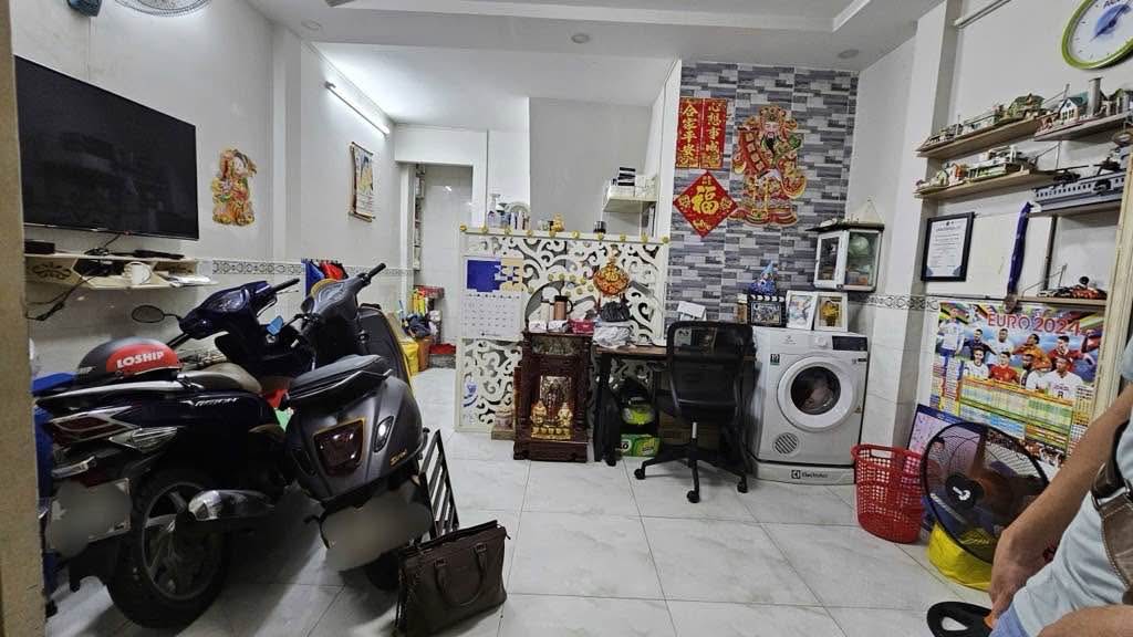 Nhà riêng Quận 11 - 36m² giá 2.9 tỷ - Cơ hội đầu tư tuyệt vời!