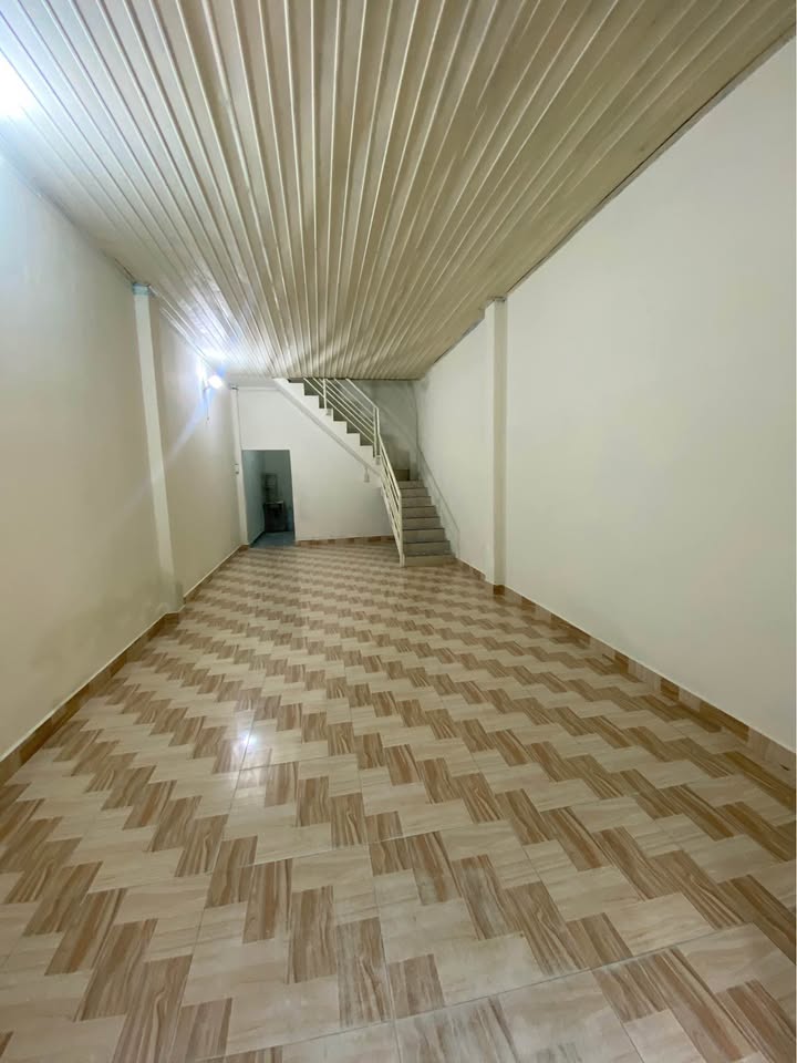 Nhà cho thuê Kênh Nước Đen, Bình Hưng Hòa A, 42m² - Giá chỉ 6 triệu/tháng!