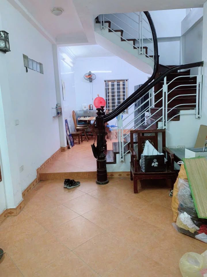 Nhà cho thuê tại Mễ Trì, Nam Từ Liêm, 35m² giá 11.5 triệu - Full nội thất hiện đại!