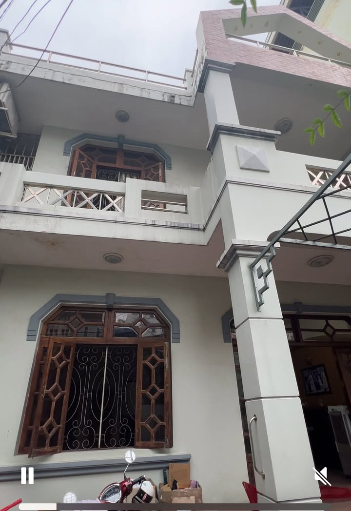Nhà bán Cách Mạng Tháng 8, Tân Bình, 278m² giá 30.79 tỷ - Vị trí đắc địa, tiềm năng phát triển!