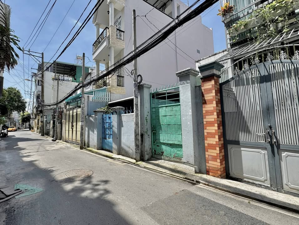 Nhà 4 tầng hẻm Lê Quang Định, Bình Thạnh 40m² giá 6 tỷ - Ô tô vào tận nhà!