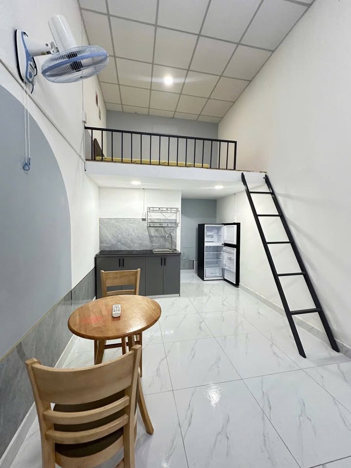 Phòng trọ cho thuê tại đường Số 8, Thủ Đức 28m² giá chỉ 4.2 triệu - Nội thất đầy đủ!