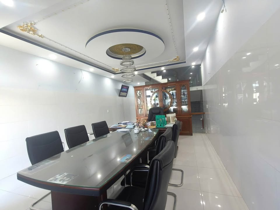 Nhà mặt tiền đường 29/3 Hòa Xuân 102.5m² giá 12 tỷ - Kinh doanh sầm uất!