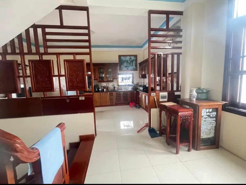 Nhà mặt tiền 3 tầng Phường Nam Ngạn 150m² giá 4 tỷ - Kinh doanh sầm uất!