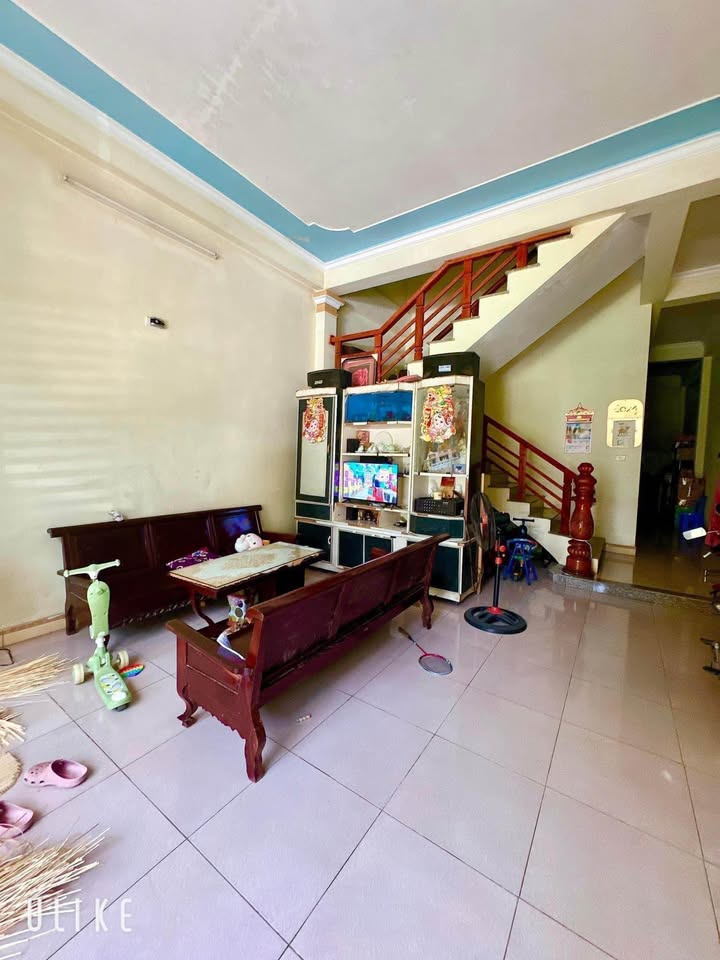 Nhà 1,5 Tầng Đường Nam Ngạn 73m² giá 2 tỷ - Sổ hồng chính chủ