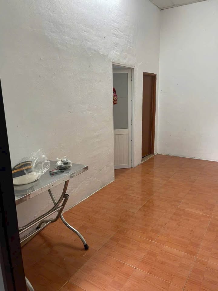 Nhà cấp 4 cho thuê tại Vĩnh Hòa, Nha Trang 61m² - Giá chỉ 2.5 triệu/tháng!