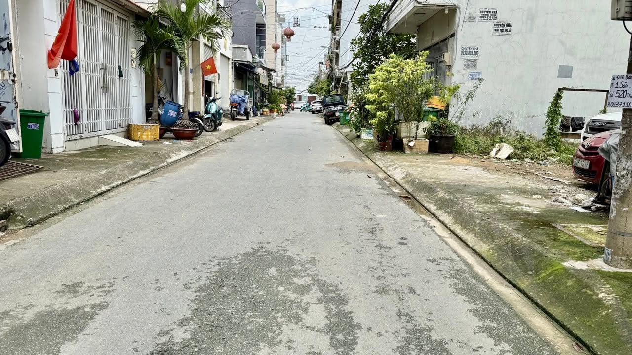 Nhà 3 tầng hẻm ô tô Huỳnh Tấn Phát, Quận 7, 153m² giá chỉ 13 tỷ - Dòng tiền ổn định!