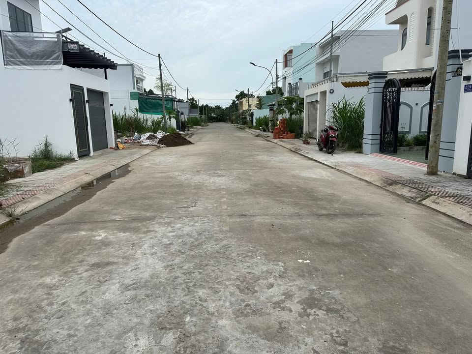 Nhà phố An Hội, Vĩnh Long 110m² giá 1.95 tỷ - Sẵn sàng dọn vào ở!