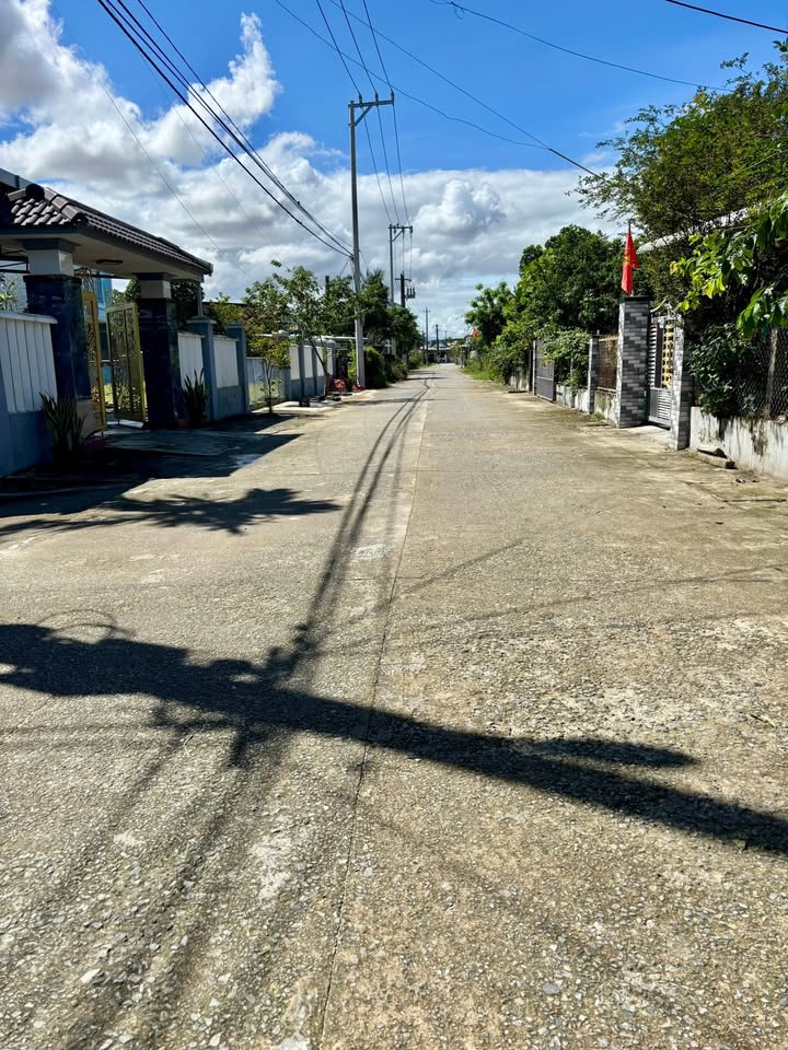 Đất nền Hòa Tiến Đà Nẵng 150m² giá 950 triệu - Khu dân cư đông đúc, không ngập lụt!