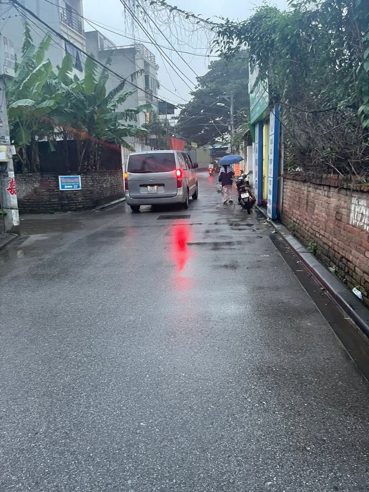 Đất Cự Khối Long Biên 97.5m² giá 5 tỷ - Tiềm năng sinh lời cao!