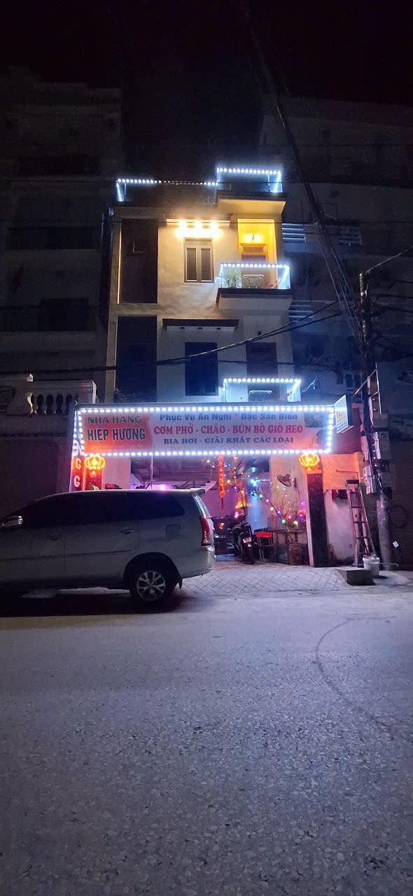 Nhà nghỉ 73.4m² tại trung tâm Sầm Sơn giá 7 tỷ - Đầu tư sinh lời ngay!