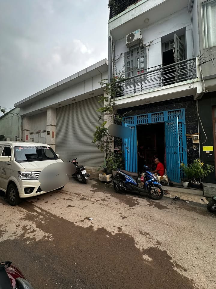 Nhà bán hẻm xe tải C7 Bình Hưng 27m² giá chỉ 3.35 tỷ - Không gian sống lý tưởng!