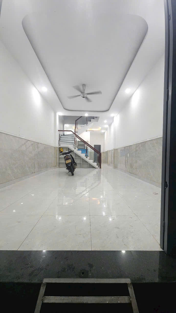 Nhà cho thuê 1 trệt 1 lầu tại Phú Hồng Thịnh 8, Bình Chuẩn giá 6.5 triệu - Đầy đủ tiện nghi!