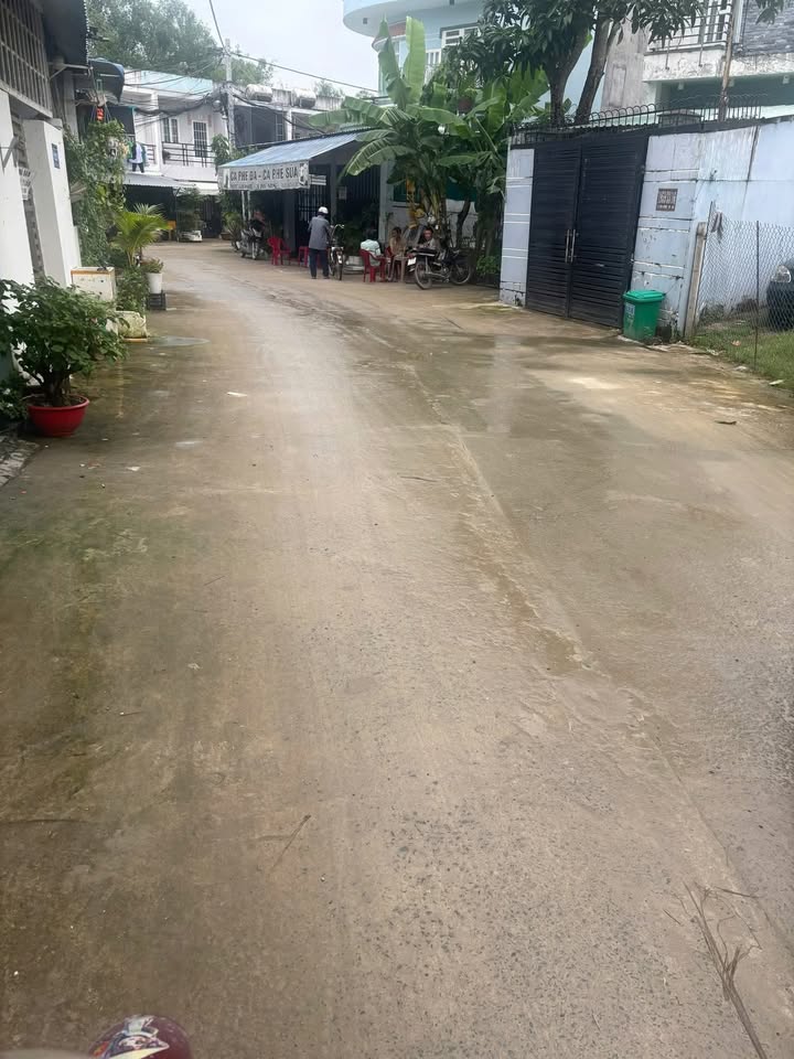 Đất mặt tiền hẻm đường Lê Văn Lương, Nhơn Đức, Nhà Bè 102m² chỉ 3.3 tỷ - Sổ đỏ chính chủ!