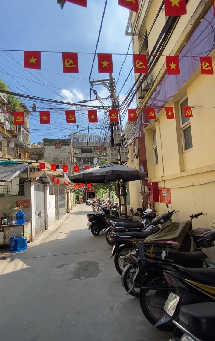 Căn hộ Tập thể Quỳnh Mai, Bạch Mai 36m² - Nhà đẹp ở ngay Full nội thất!