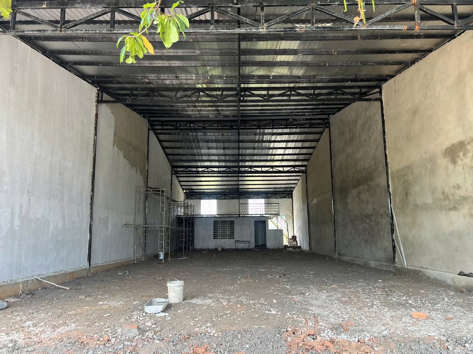 Nhà xưởng cho thuê tại phường Hòa Phú, Thủ Dầu Một - Diện tích 300m², giá chỉ từ 18 triệu!