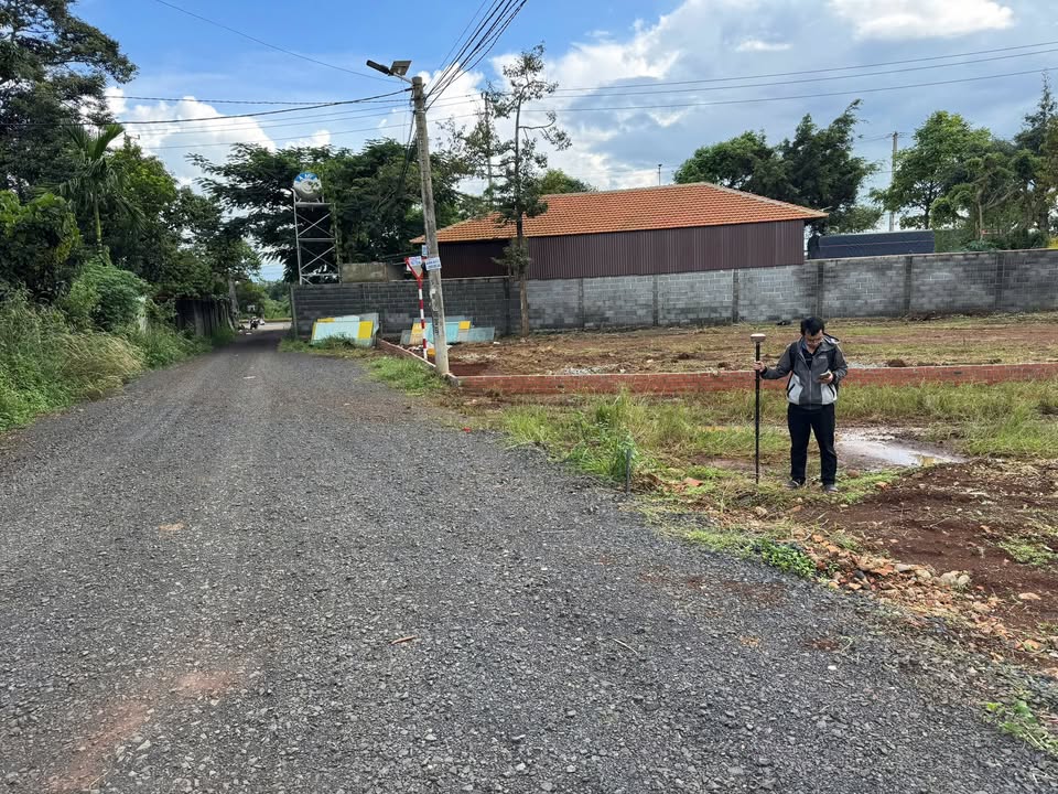 Đất nền Buôn Ma Thuột 120m² giá 2.35 tỷ - Sổ hồng chính chủ, đầu tư sinh lời!