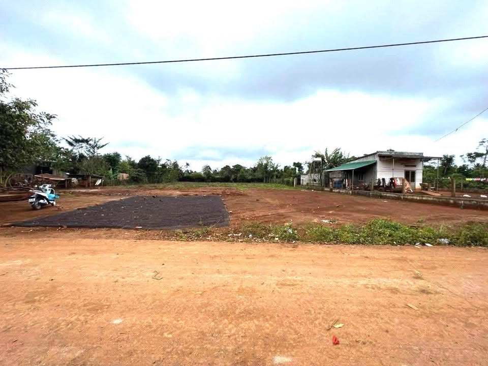 Đất nền Ea Knuêc, Krông Pắc 300m² - Cơ hội đầu tư sinh lời!