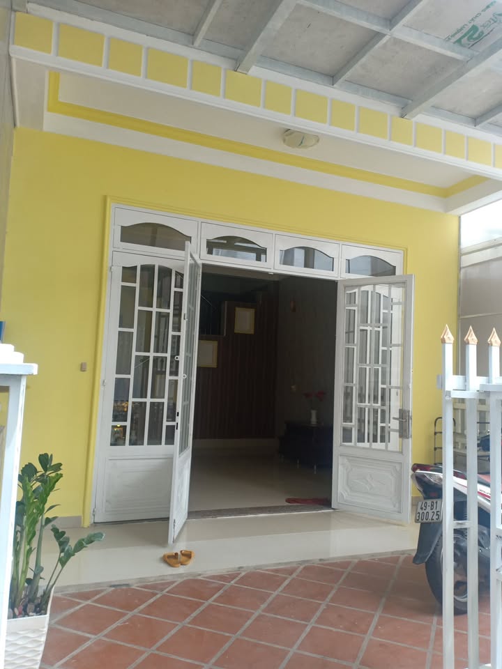 Nhà nguyên căn cho thuê tại đường Bạch Đằng, Đà Lạt - 5 phòng ngủ thoáng mát