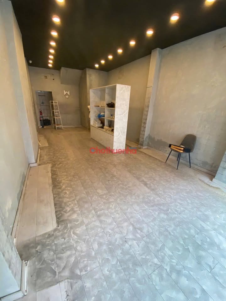 Cho thuê mặt tiền Nguyễn Thượng Hiền, quận 3, 67.5m² - Vị trí đắc địa, phù hợp kinh doanh!