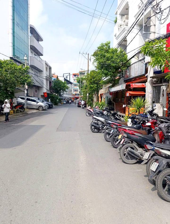 Nhà cho thuê đường Nguyễn Gia Trí, quận Bình Thạnh, 88m² - Thích hợp kinh doanh văn phòng!