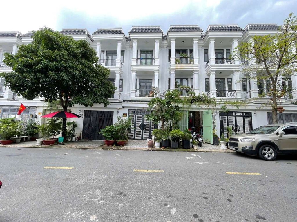 Nhà phố KDC Hoàng Nam 5, Tân Bình, Dĩ An 67.5m² giá 3.7 tỷ - Đầu tư sinh lời cao!