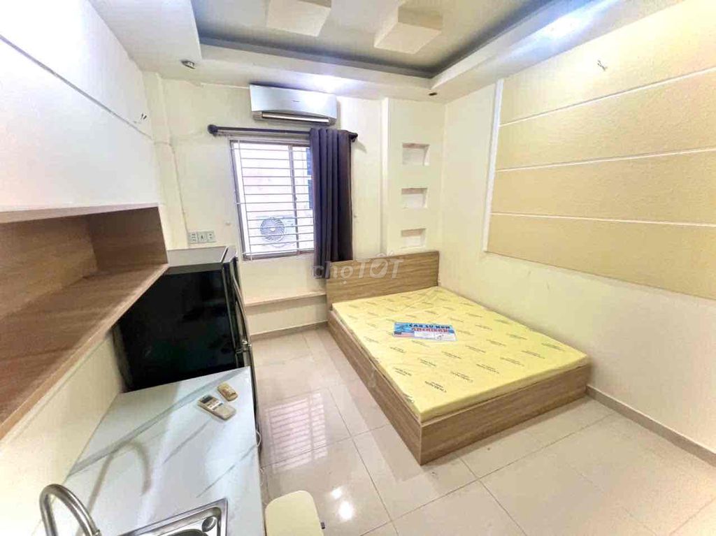 Cho thuê phòng Đào Cam Mộc Q8 22m² giá 4.4 triệu - Nội thất đầy đủ, an ninh 24/7!
