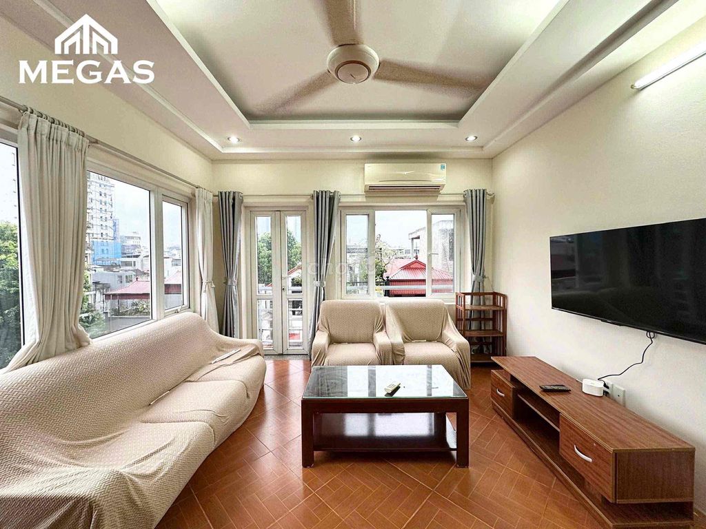 Căn hộ cao cấp Lê Lai Quận 1 65m² giá 13.3 triệu - Sẵn sàng vào ở ngay!