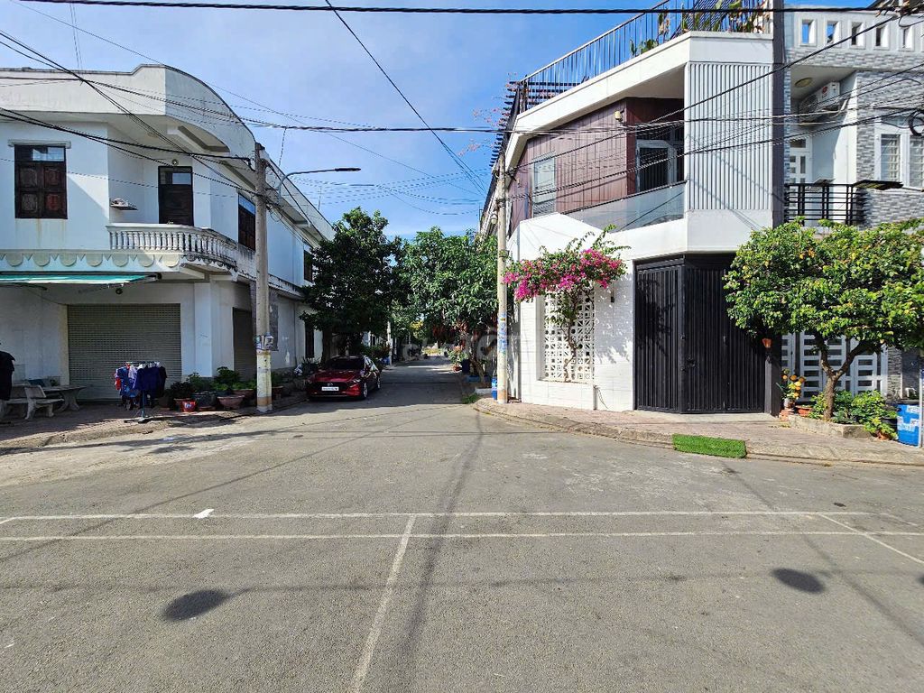 Đất nền phường Đông Hòa, TP Dĩ An 84.3m² giá 4.75 tỷ - Tiềm năng đầu tư lớn!