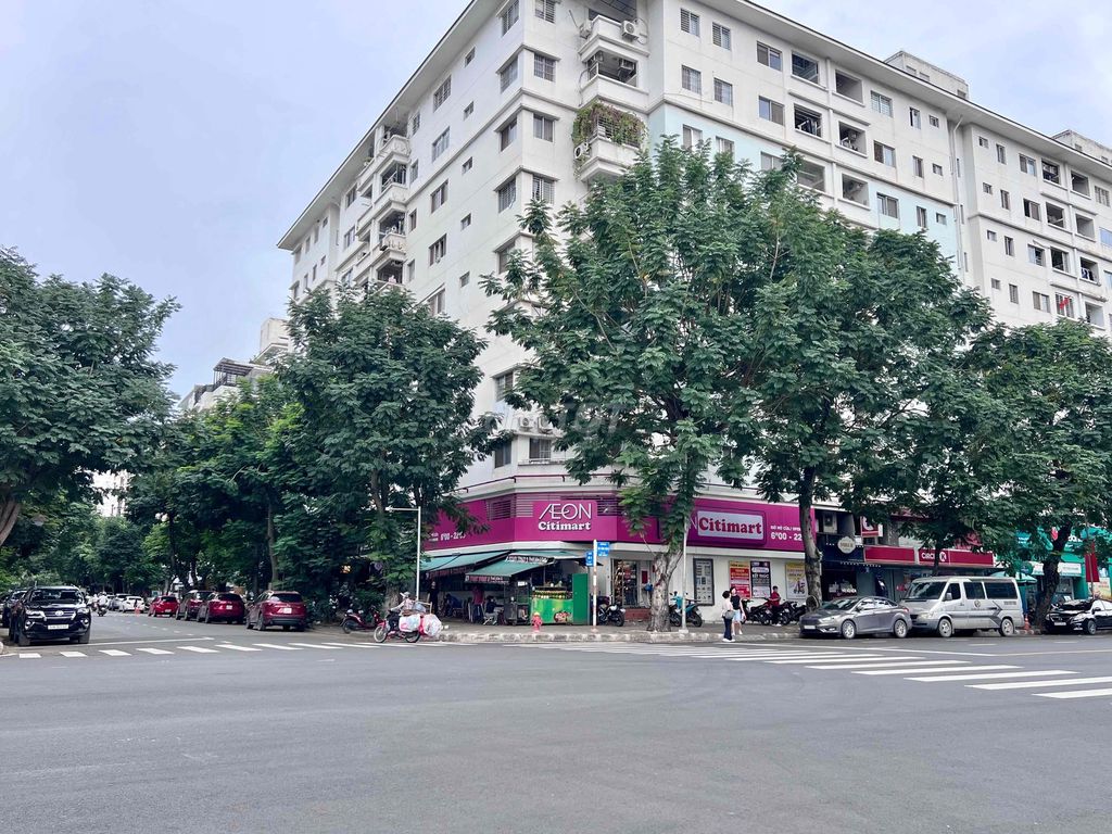 Mặt bằng góc 2 mặt tiền Bùi Bằng Đoàn và Đường Số 6, Phú Mỹ Hưng - Chỉ 160 triệu/tháng!