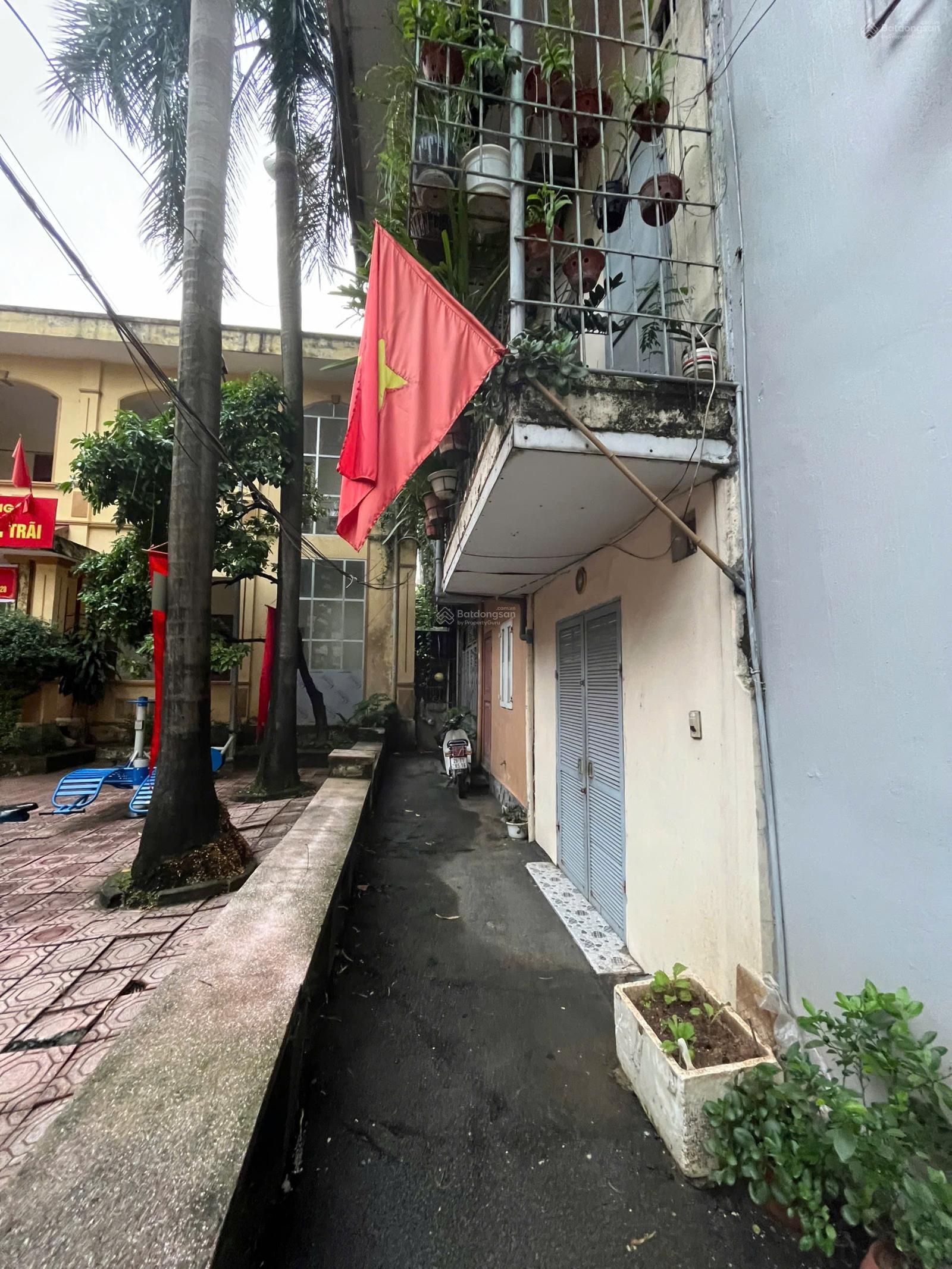 Nhà riêng chính chủ tại Tô Hiệu, Hà Đông - 49m² - Ô tô vào tận nhà!