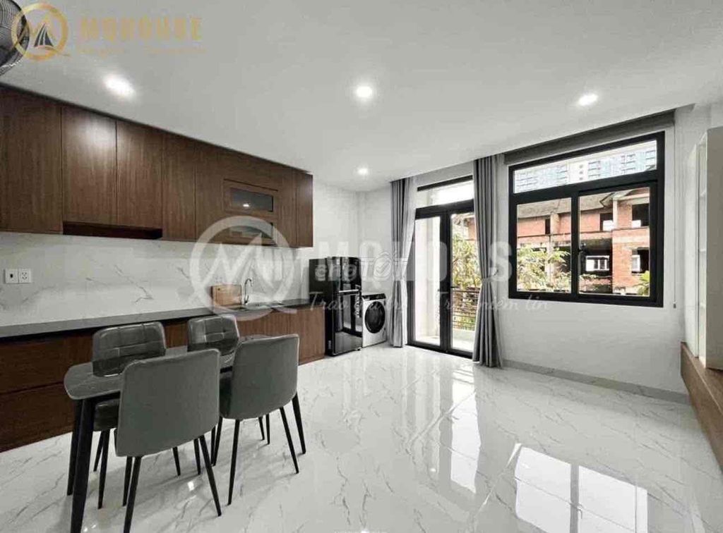 Căn hộ Studio 1 phòng ngủ 50m² giá 8 triệu - Ban công thoáng mát, máy giặt riêng!