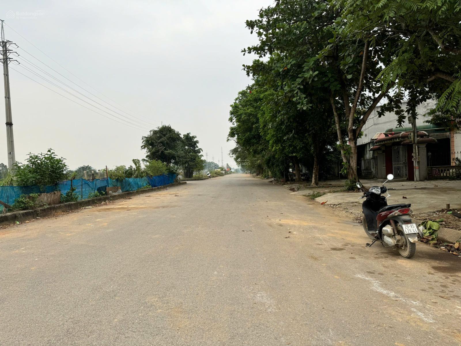 Đất nền mặt đường đôi 60m tại Hòa Lạc 231.9m² giá 11.3 tỷ - Cơ hội đầu tư vàng!