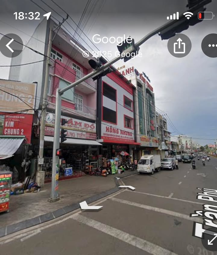 Cho thuê mặt bằng góc cua đường Trần Phú, Pleiku 105m² - Vị trí đắc địa ngay ngã tư!