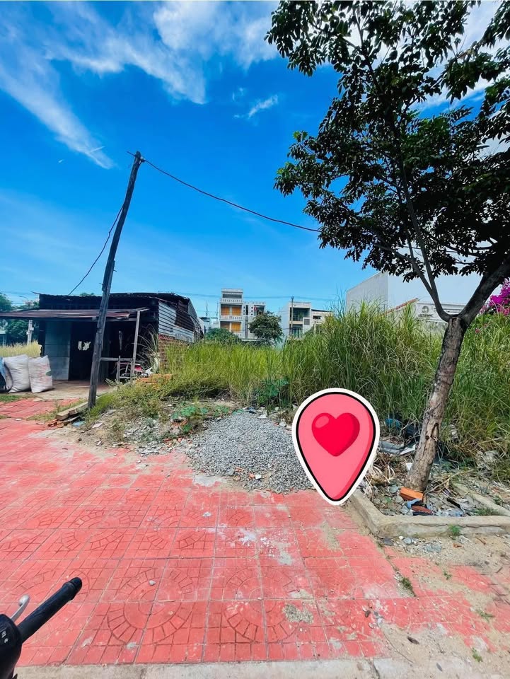 Mặt tiền Nguyễn Kim Vang, Tuy Hòa 76m² giá 2.75 tỷ - Sổ đỏ chính chủ, gần biển!