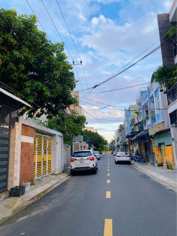 Bán đất kèm nhà cấp 4 Trần Tấn Mới, Hải Châu, Đà Nẵng 161m² - Vị trí đắc địa, tiềm năng lớn!