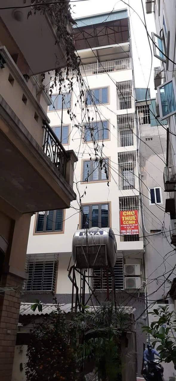 Căn hộ Studio 32 ngõ 171 Nguyễn Ngọc Vũ 22m² giá 4.2 triệu - Gần trường đại học nổi tiếng!