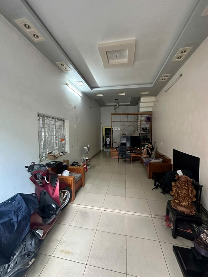 Nhà 2 tầng đường Nguyễn Chế Nghĩa, Tân Bình, 81m² - An ninh tốt, tiện ích đầy đủ!