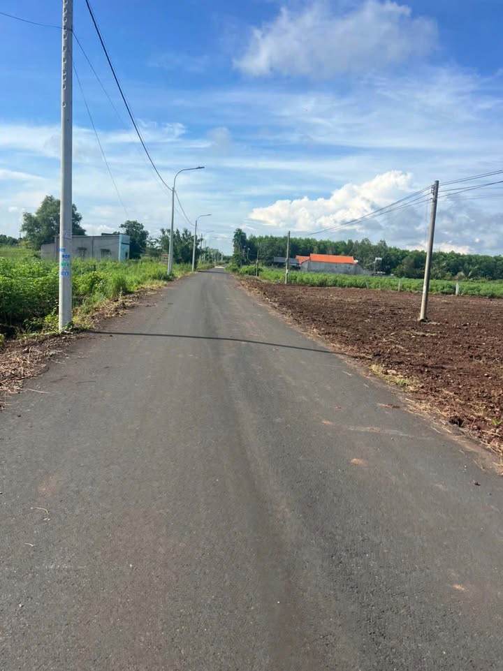 Đất nền Đá Bạc Châu Đức 193m² giá 595 triệu - Sổ đỏ sắp có!